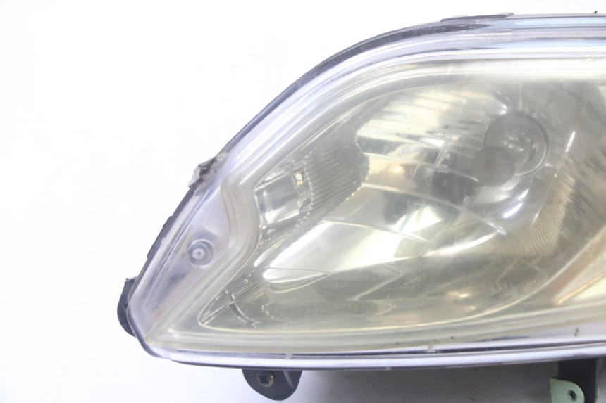 photo de RIGHT FRONT HEADLIGHT PEUGEOT CITYSTAR 50 (2013 - 2017)