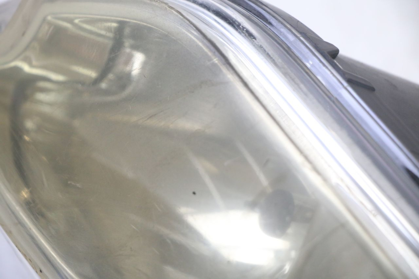 photo de RIGHT FRONT HEADLIGHT PEUGEOT CITYSTAR 50 (2013 - 2017)