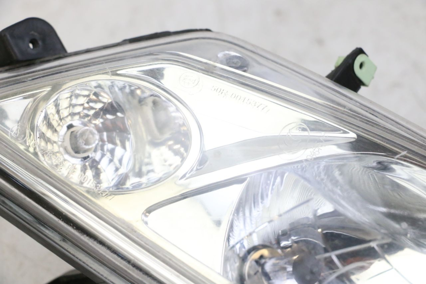 photo de RIGHT FRONT HEADLIGHT PEUGEOT CITYSTAR 50 (2013 - 2017)