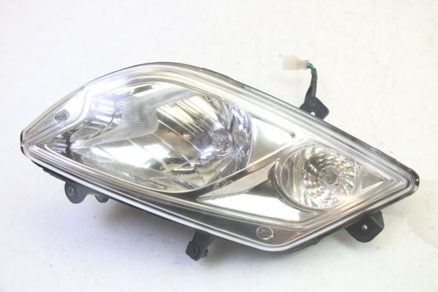 photo de RIGHT FRONT HEADLIGHT PEUGEOT CITYSTAR 50 (2013 - 2017)