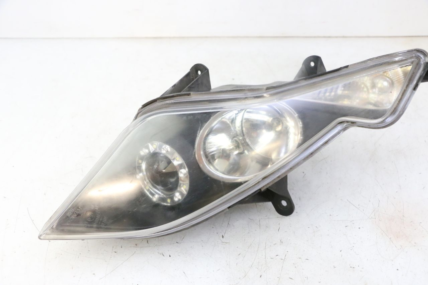photo de RIGHT FRONT HEADLIGHT KYMCO DINK STREET 125 (2009 - 2014)
