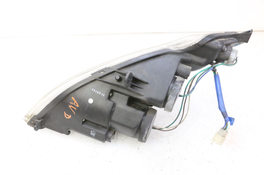 photo de RIGHT FRONT HEADLIGHT KYMCO DINK STREET 125 (2009 - 2014)