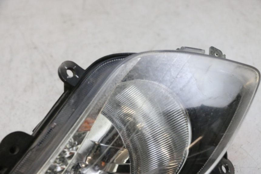 photo de RIGHT HEADLIGHT SYM GTS EVO 125 (2009 - 2013) - Checked used part