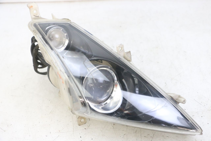 photo de RIGHT HEADLIGHT PEUGEOT JET FORCE CARBU 50 (2003 - 2016)