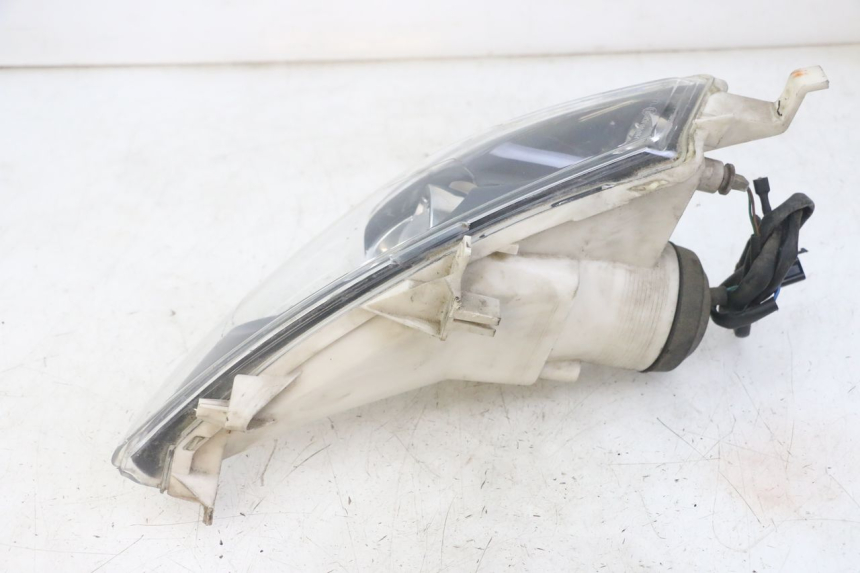 photo de RIGHT HEADLIGHT PEUGEOT JET FORCE CARBU 50 (2003 - 2016)