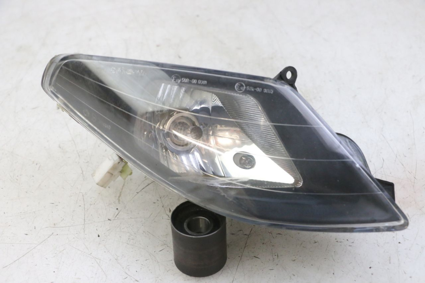 photo de RIGHT HEADLIGHT GILERA NEXUS 125 (2009 - 2013)