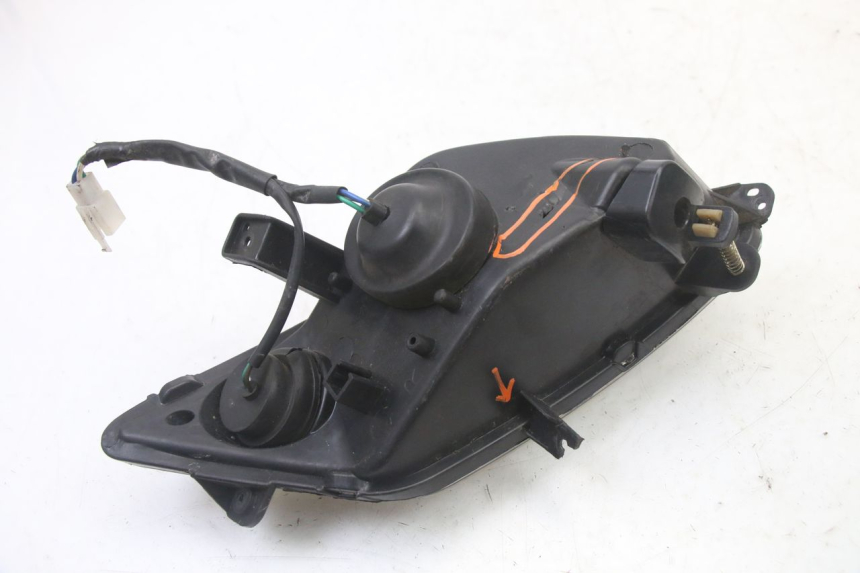 photo de RIGHT HEADLIGHT PEUGEOT CITYSTAR 2T 50 (2018 - 2021)
