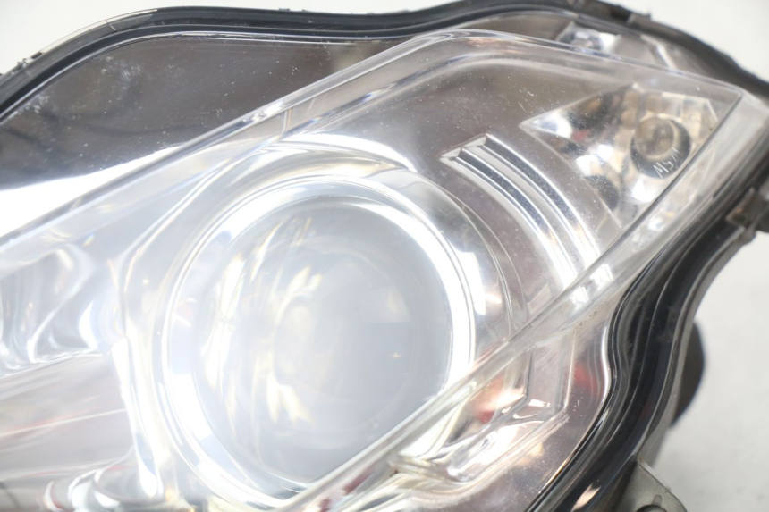 photo de RIGHT FRONT HEADLIGHT PEUGEOT GEOPOLIS 400 (2007 - 2013)