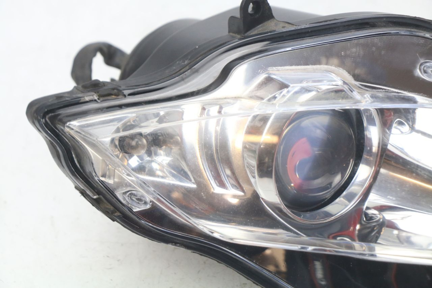 photo de RIGHT FRONT HEADLIGHT PEUGEOT GEOPOLIS 400 (2007 - 2013)