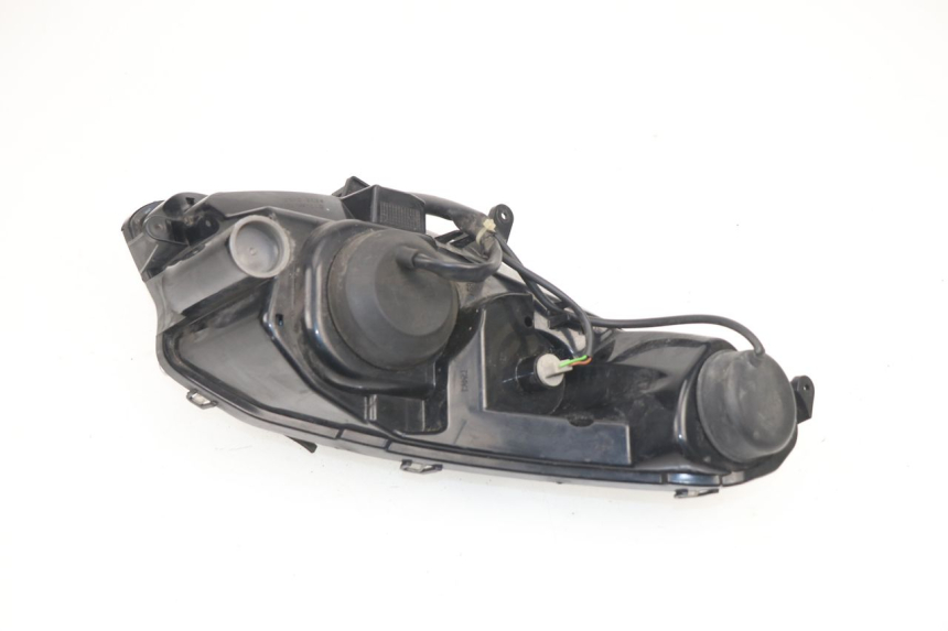 photo de RIGHT FRONT HEADLIGHT PEUGEOT SATELIS 125 (2006 - 2009)