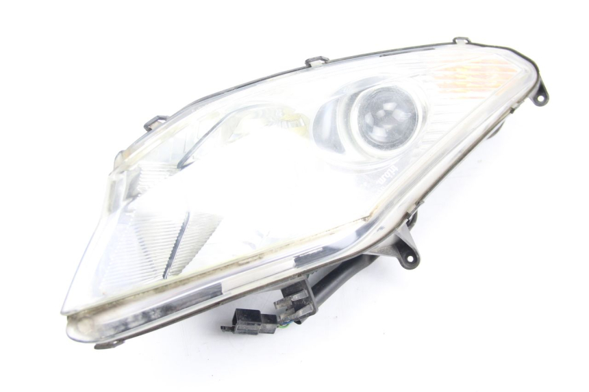 photo de RIGHT FRONT HEADLIGHT PEUGEOT SATELIS 125 (2006 - 2009)