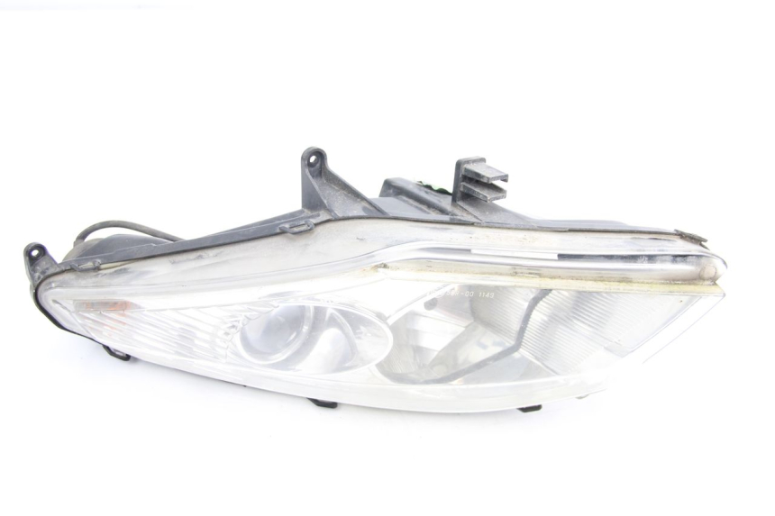 photo de RIGHT FRONT HEADLIGHT PEUGEOT SATELIS 125 (2006 - 2009)