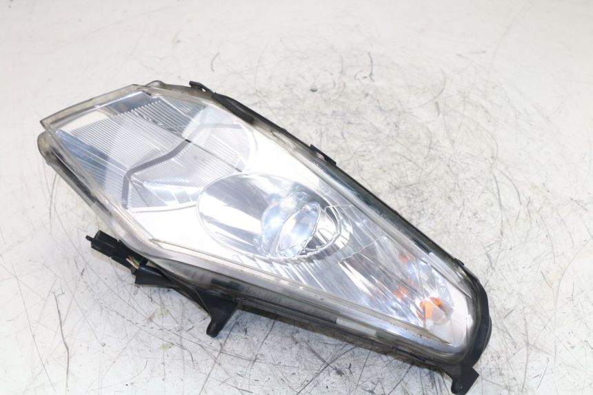 photo de RIGHT FRONT HEADLIGHT PEUGEOT SATELIS 125 (2006 - 2009)