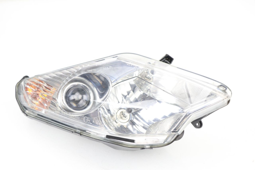 photo de RIGHT FRONT HEADLIGHT PEUGEOT SATELIS 125 (2010 - 2012)