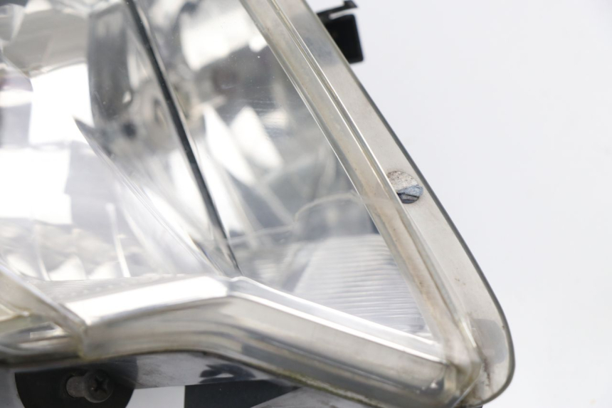 photo de RIGHT FRONT HEADLIGHT PEUGEOT SATELIS 125 (2006 - 2009)