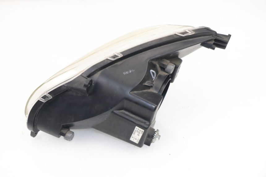 photo de RIGHT FRONT HEADLIGHT TGB X-MOTION XMOTION 125 (2008 - 2014)