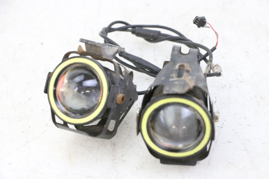 photo de HEADLIGHT URBANGLIDE E-CROSS PRO 1