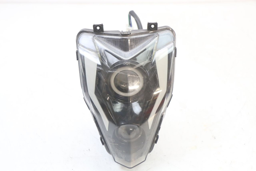 photo de HEADLIGHT EBROH BRAVO GLE 1 (2020 - 2024)