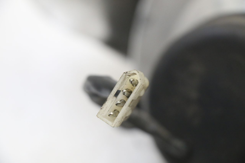 photo de HEADLIGHT PEUGEOT ELYSEO 125 (1999 - 2004)