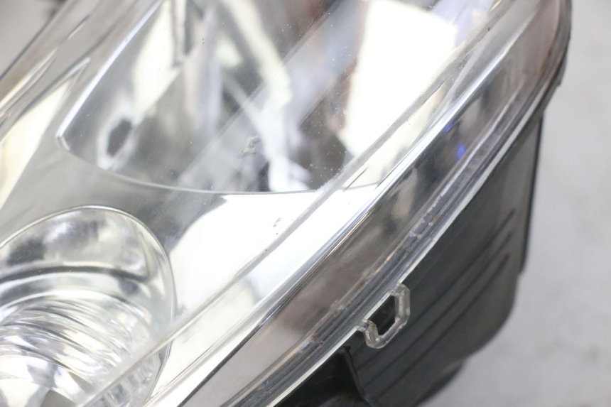 photo de HEADLIGHT PEUGEOT ELYSTAR 125 (2002 - 2007)