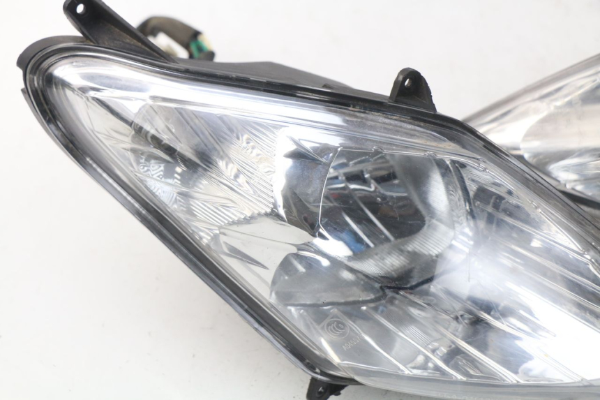 photo de FRONT HEADLIGHT EUROCKA VIRTUALITY GT 4T 50 (2011 - 2017)