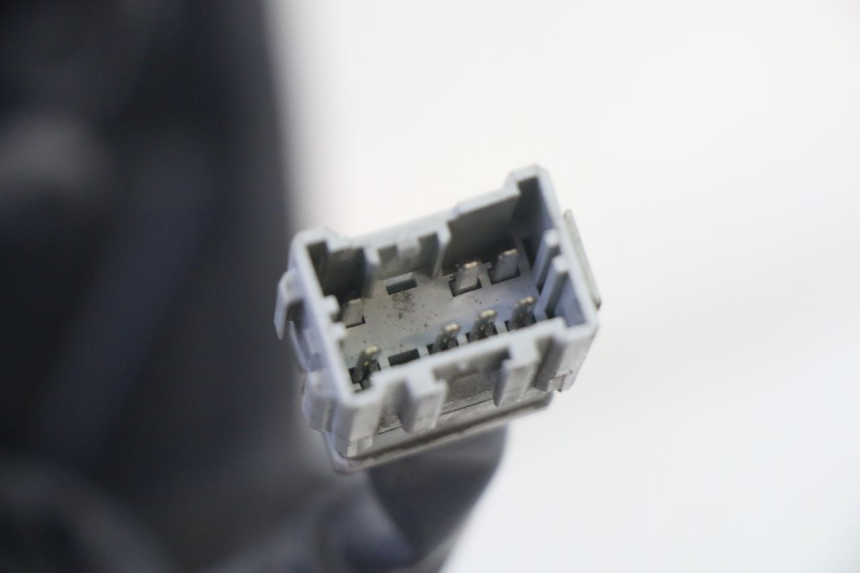 photo de FRONT HEADLIGHT HONDA FES S-WING SWING ABS 125 (2007 - 2015)