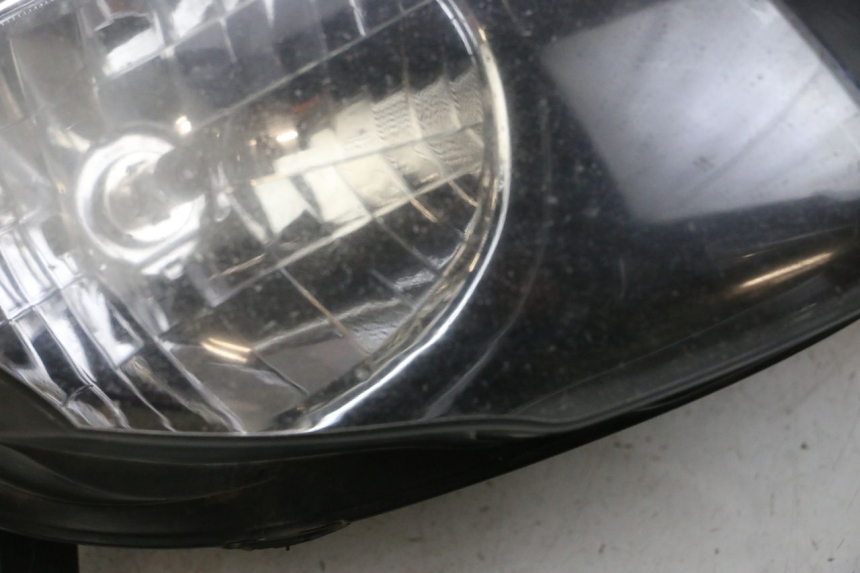 photo de FRONT HEADLIGHT YAMAHA FJR ABS 1300 (2006 - 2012) - Technical close-up