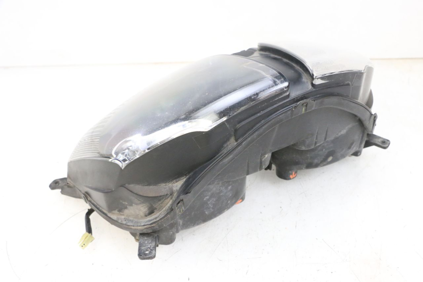 photo de FRONT HEADLIGHT YAMAHA FJR ABS 1300 (2006 - 2012) - Alternative perspective