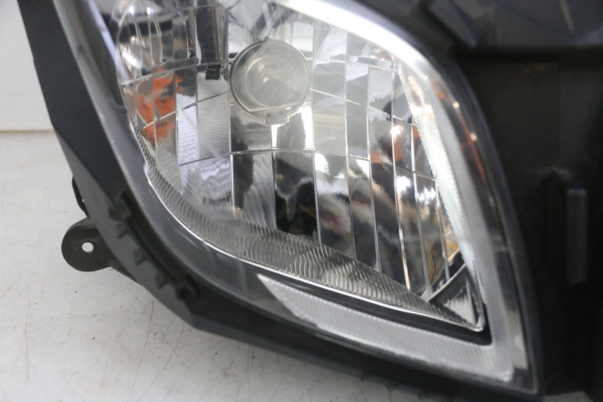 photo de HEADLIGHT HONDA FORZA ABS 300 (2013 - 2019)
