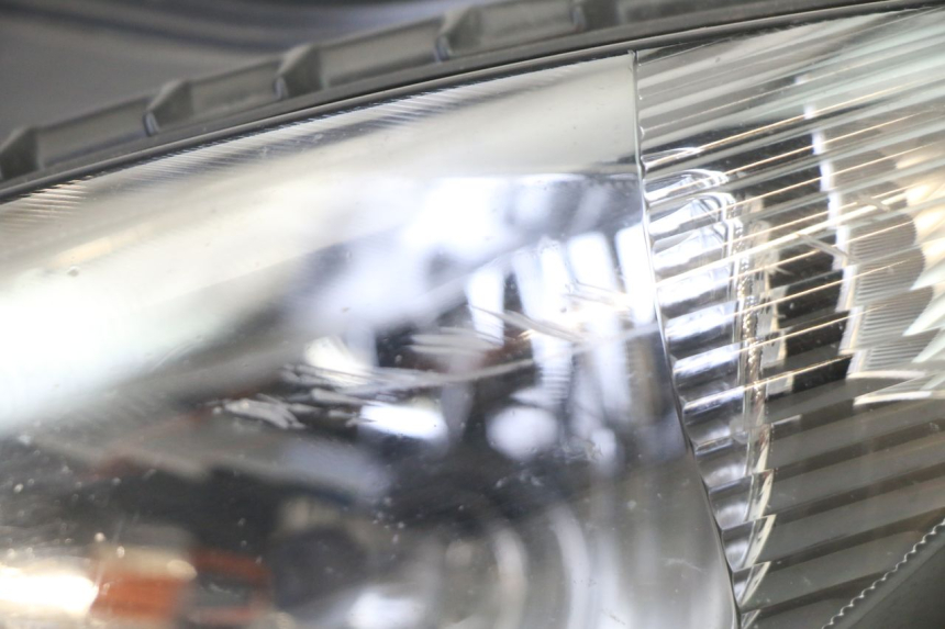 photo de HEADLIGHT YAMAHA FZ6 FAZER S2 600 (2007 - 2011)