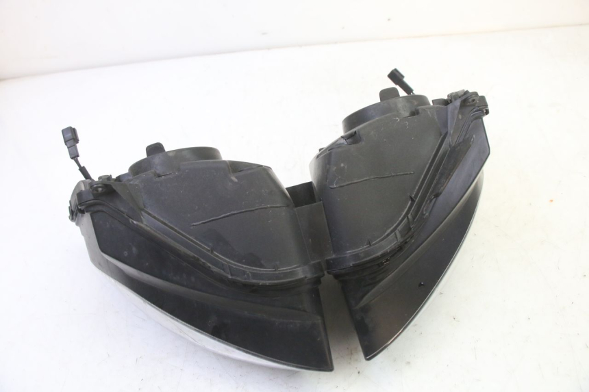 photo de HEADLIGHT YAMAHA FZ6 FAZER S2 600 (2007 - 2011)