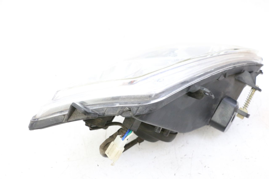 photo de LEFT FRONT HEADLIGHT PEUGEOT CITYSTAR 50 (2013 - 2017)