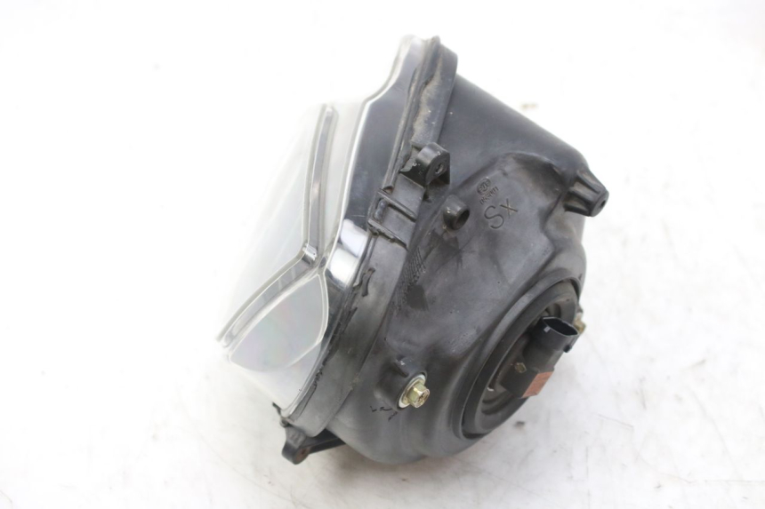 photo de LEFT FRONT HEADLIGHT DERBI GPR 50 (2004 - 2009)