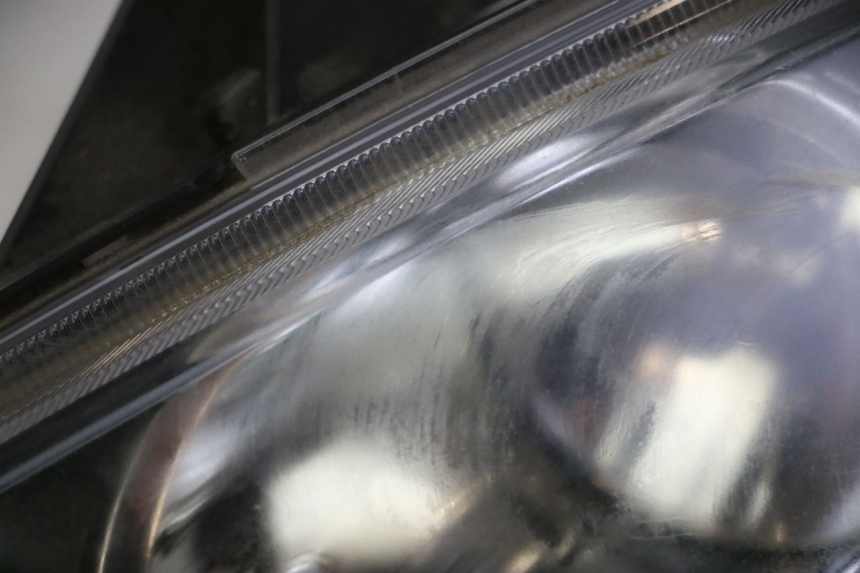 photo de LEFT FRONT HEADLIGHT KYMCO DINK STREET 125 (2009 - 2014)