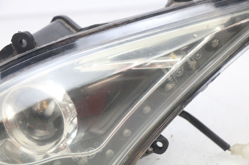 photo de LEFT FRONT HEADLIGHT EUROCKA MATADOR 4T 50 (2010 - 2016)