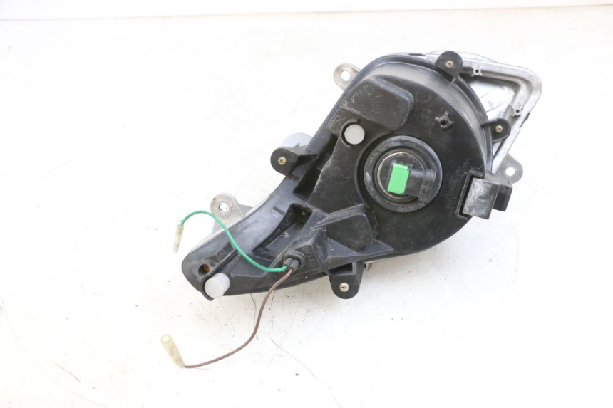 photo de LEFT HEADLIGHT SYM GTS EVO 125 (2009 - 2013) - Technical close-up