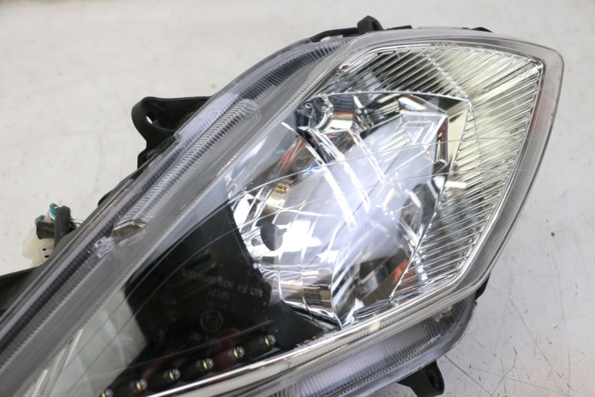 photo de LEFT HEADLIGHT SYM JOYMAX 125 (2010 - 2017)