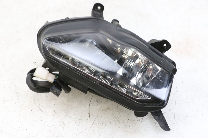 photo de LEFT HEADLIGHT NECO GPX LC 2T 50 (2014 - 2018)