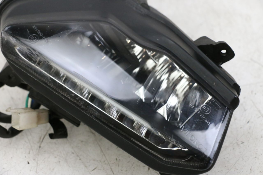 photo de LEFT HEADLIGHT NECO GPX LC 2T 50 (2014 - 2018)