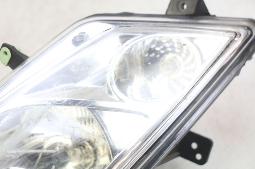 photo de LEFT FRONT HEADLIGHT PEUGEOT CITYSTAR 2T 50 (2018 - 2021)