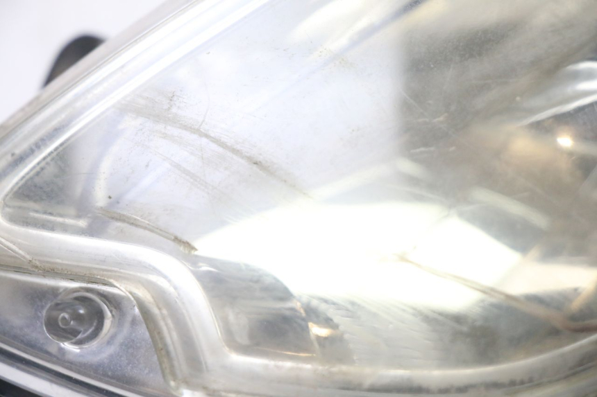 photo de LEFT FRONT HEADLIGHT PEUGEOT CITYSTAR 2T 50 (2018 - 2021)