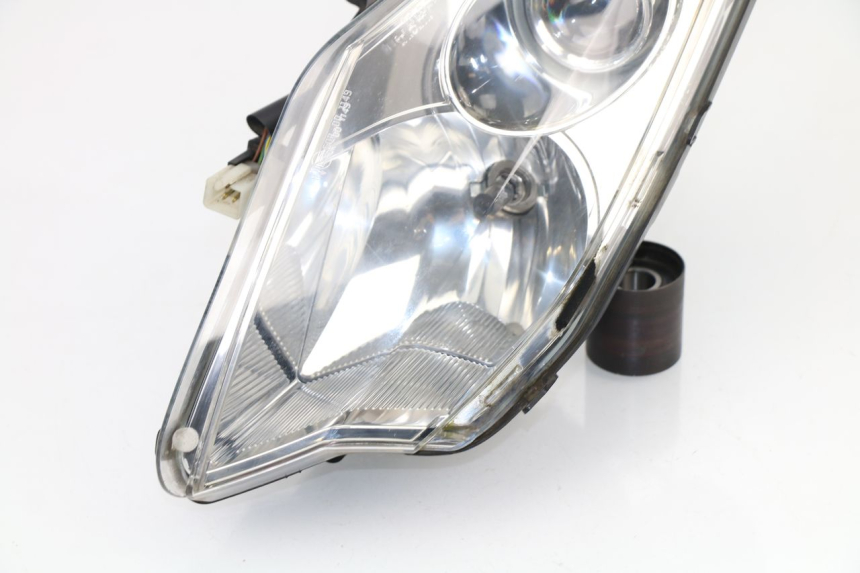 photo de LEFT HEADLIGHT PEUGEOT SATELIS 125 (2010 - 2012)