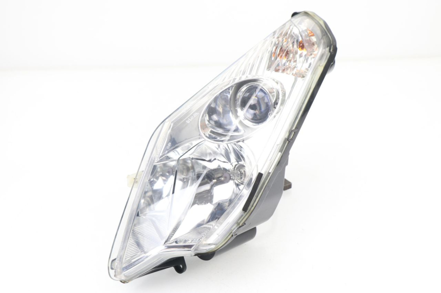 photo de LEFT HEADLIGHT PEUGEOT SATELIS 125 (2010 - 2012)