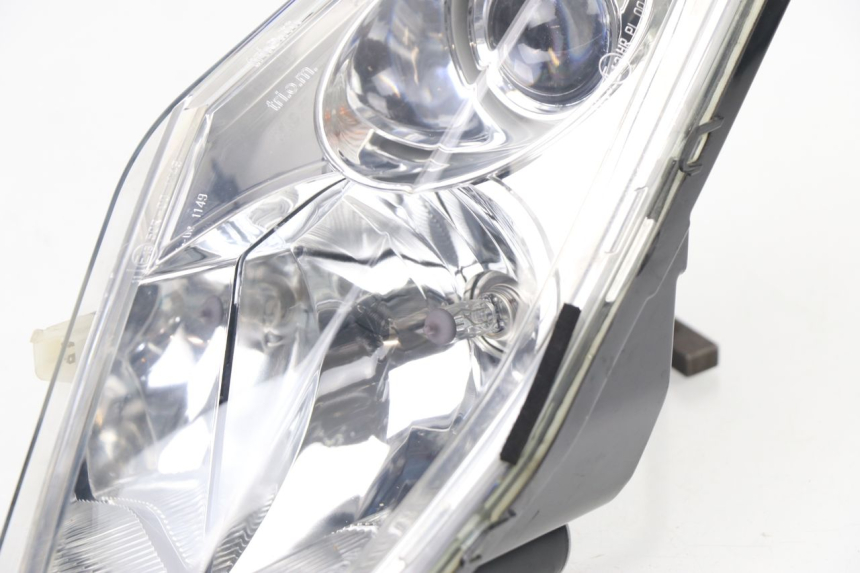 photo de LEFT HEADLIGHT PEUGEOT SATELIS 125 (2010 - 2012)