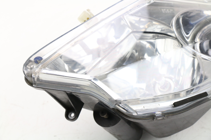 photo de LEFT HEADLIGHT PEUGEOT SATELIS COMPRESSOR K15 125 (2006 - 2009)