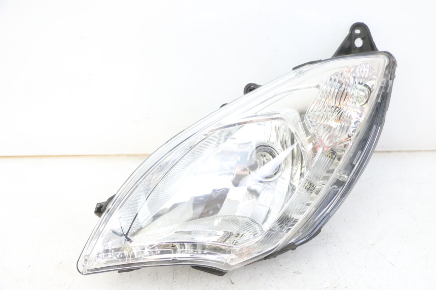 photo de LEFT HEADLIGHT PEUGEOT SATELIS 125 (2013 - 2018)