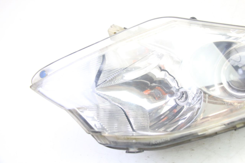 photo de LEFT HEADLIGHT PEUGEOT SATELIS 250 (2006 - 2012)