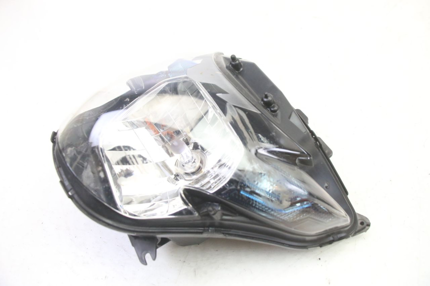 photo de HEADLIGHT SUZUKI GSR 750 (2011 - 2017)