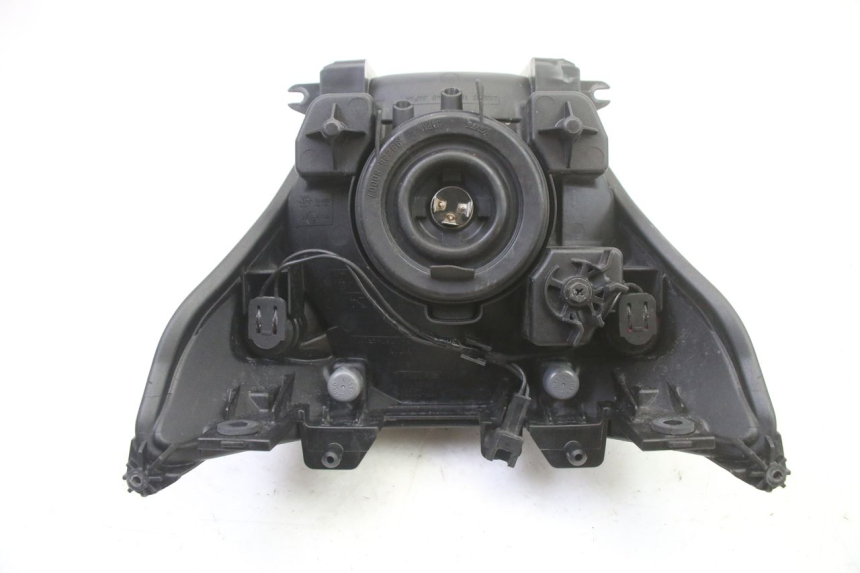 photo de HEADLIGHT SUZUKI GSR 750 (2011 - 2017)