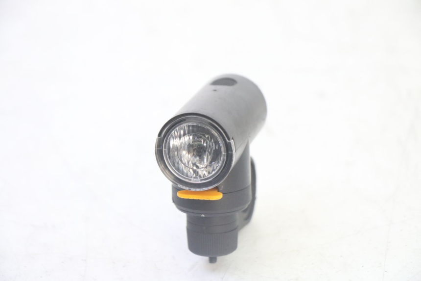 photo de HEADLIGHT HITWAY H5 1